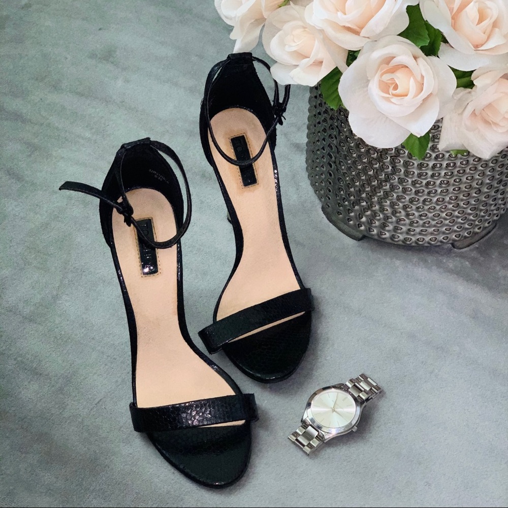 Top Shop Hold Detail Heels - Picture 2 of 4